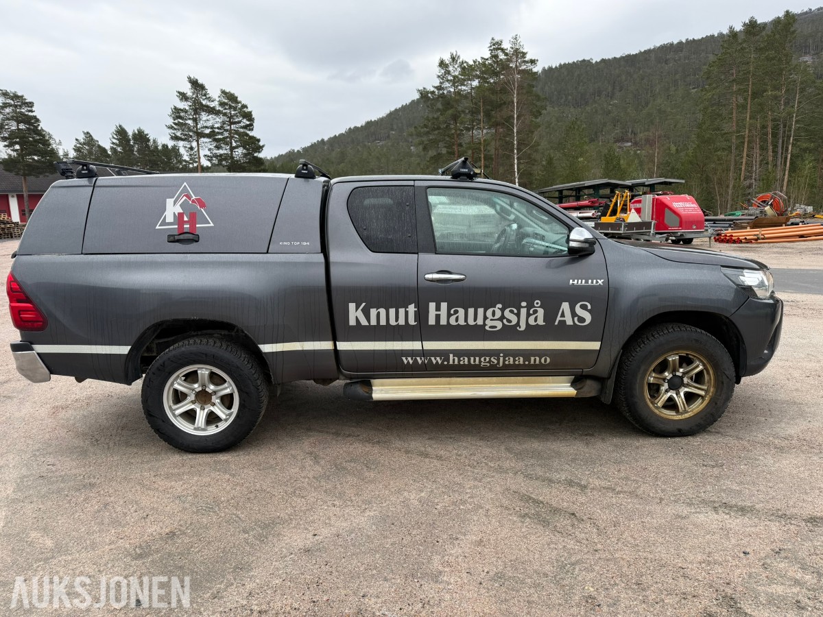 2017 Toyota HiLux 2,4 150hk 4WD Pickup - 198153 km 