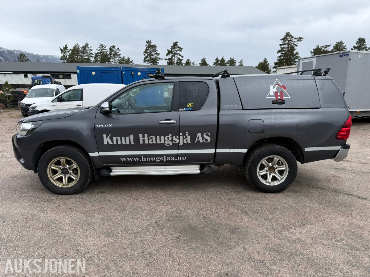 2017 Toyota HiLux 2,4 150hk 4WD Pickup - 198153 km 