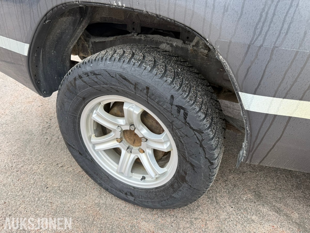 2017 Toyota HiLux 2,4 150hk 4WD Pickup - 198153 km 