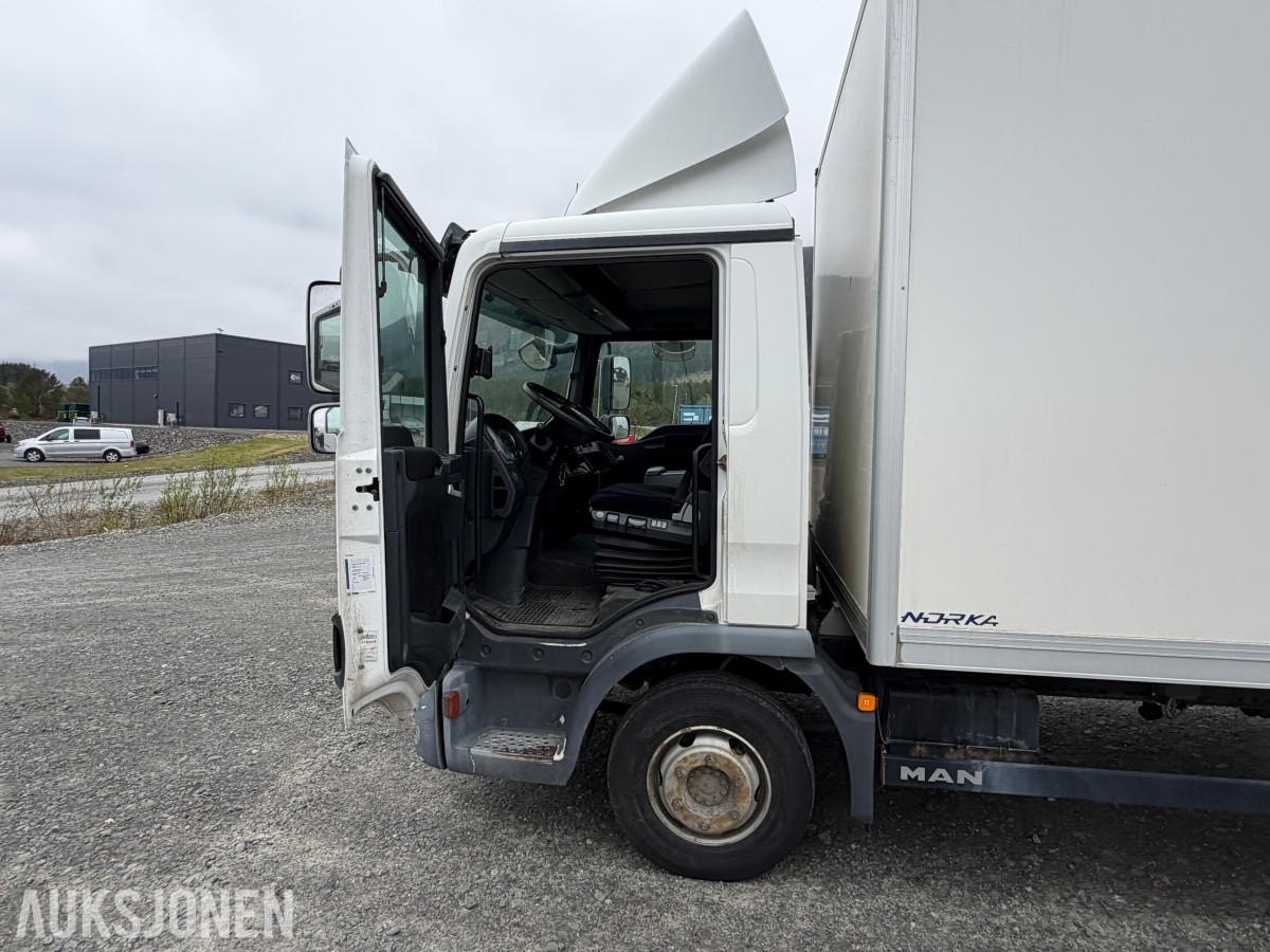 2012 MAN TGL8