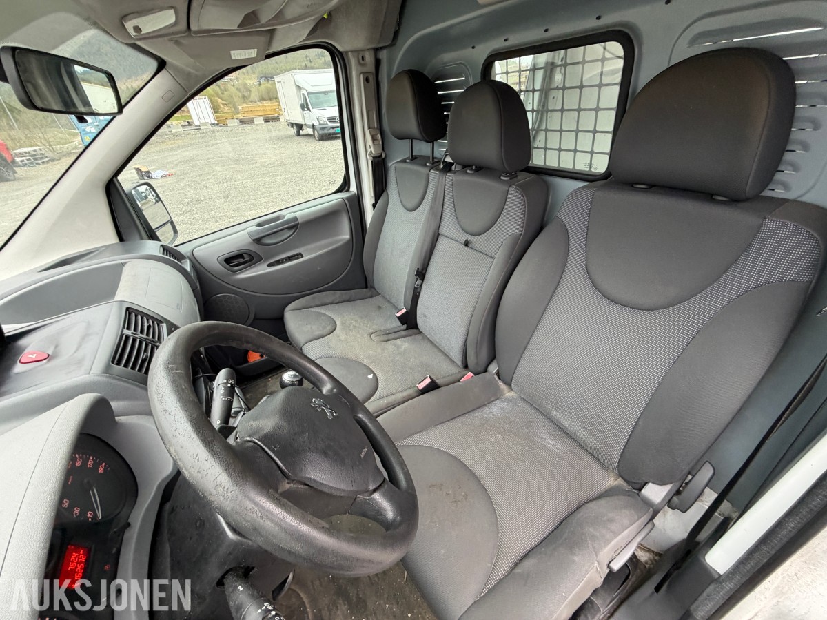 Peugeot EXPERT 2.0-120 D - 2009