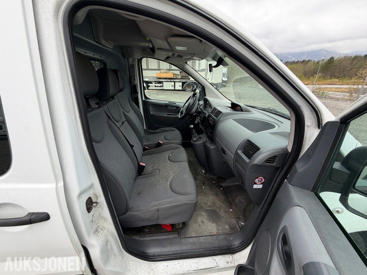 Peugeot EXPERT 2.0-120 D - 2009