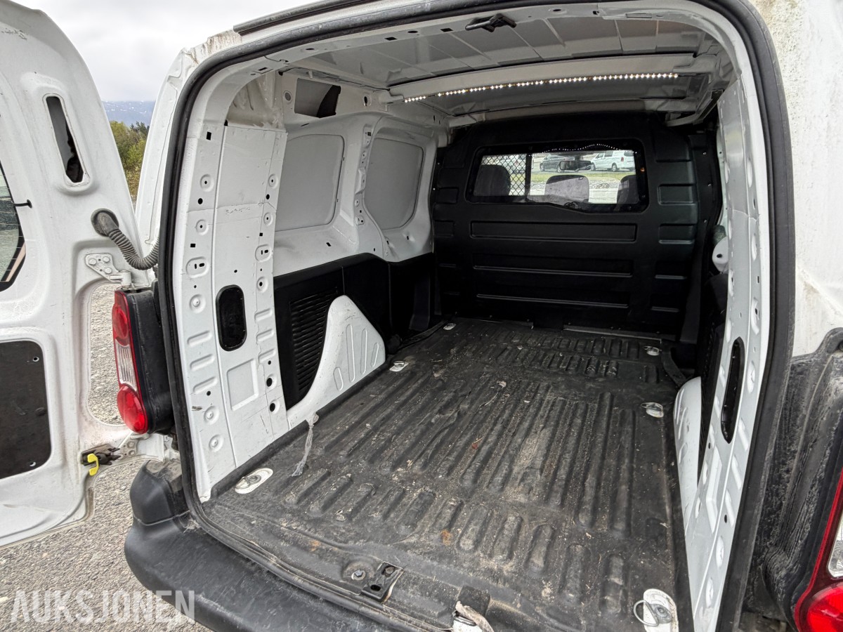 2012 Peugeot Partner, PARTNER 1.6-90 D