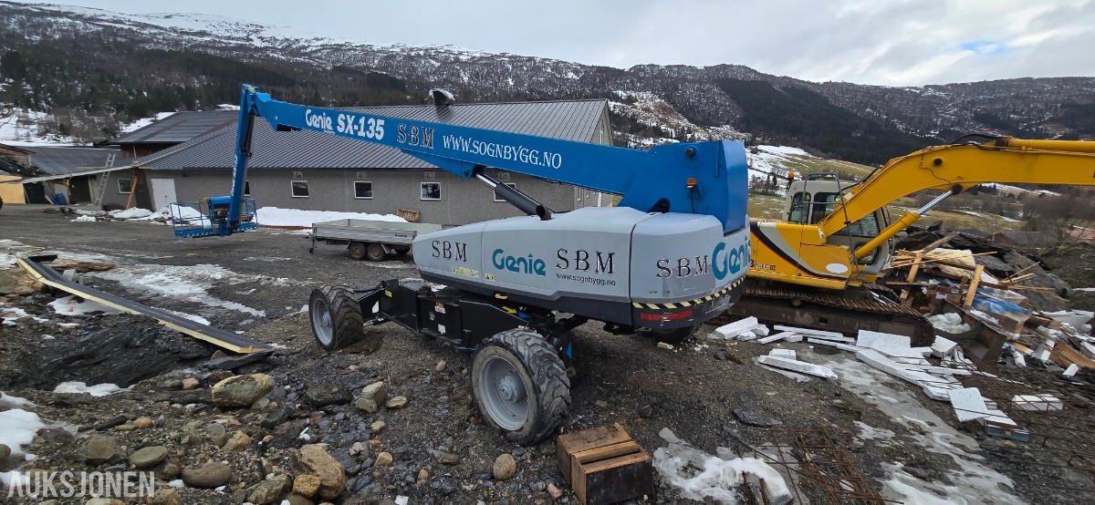 2017 Genie SX-135 XC bomlift - 2 965 driftstimer