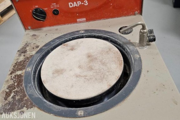 Sliperondell Struers DAP-3 for vannsliping