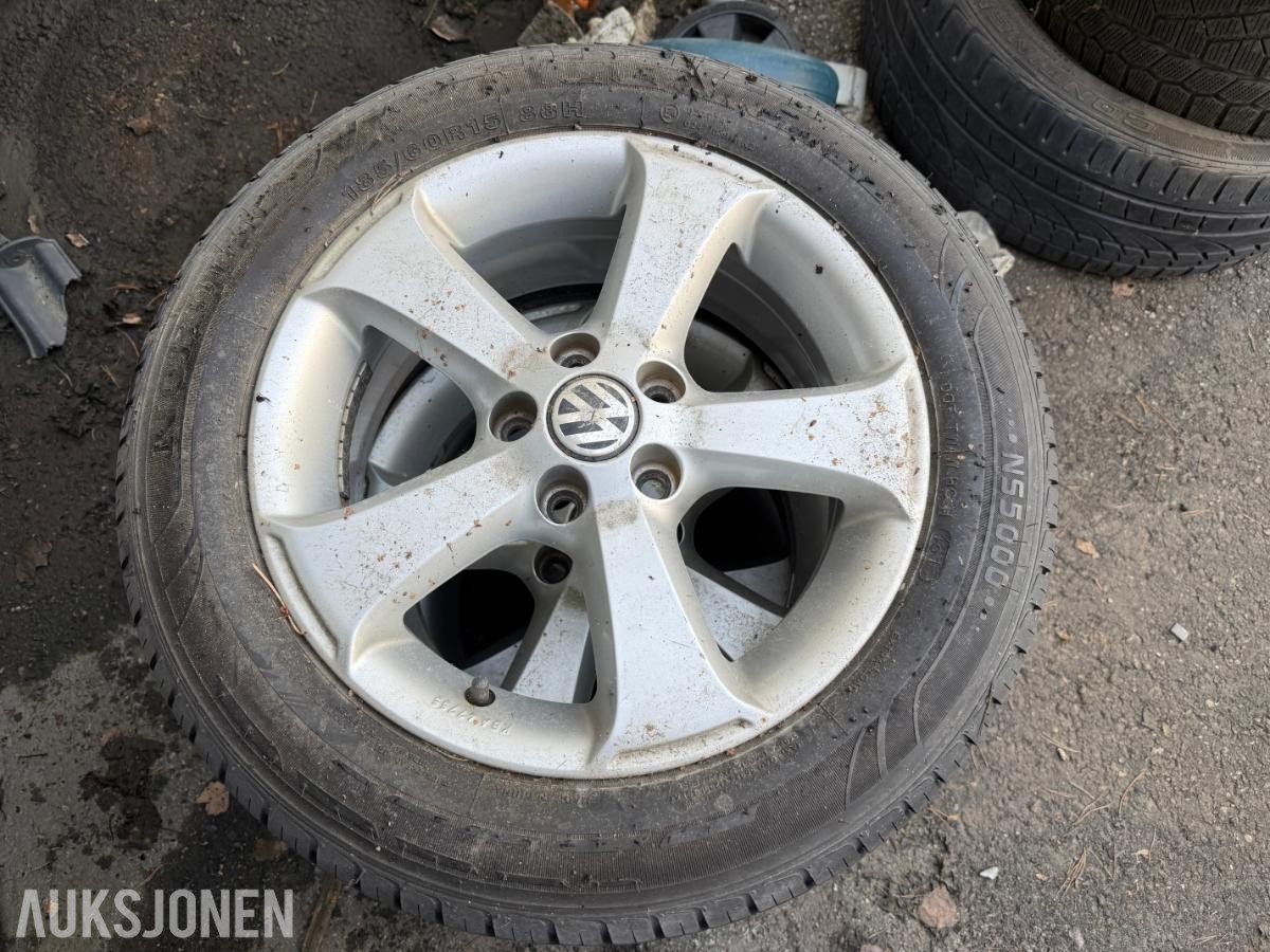 Volkswagen felgsett, 15" med sommerdekk i dimensjon 185/60