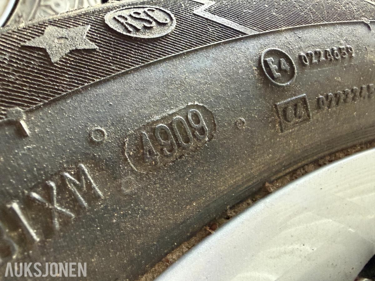 BMW 7 stk felgsett til BMW selges (16-19")