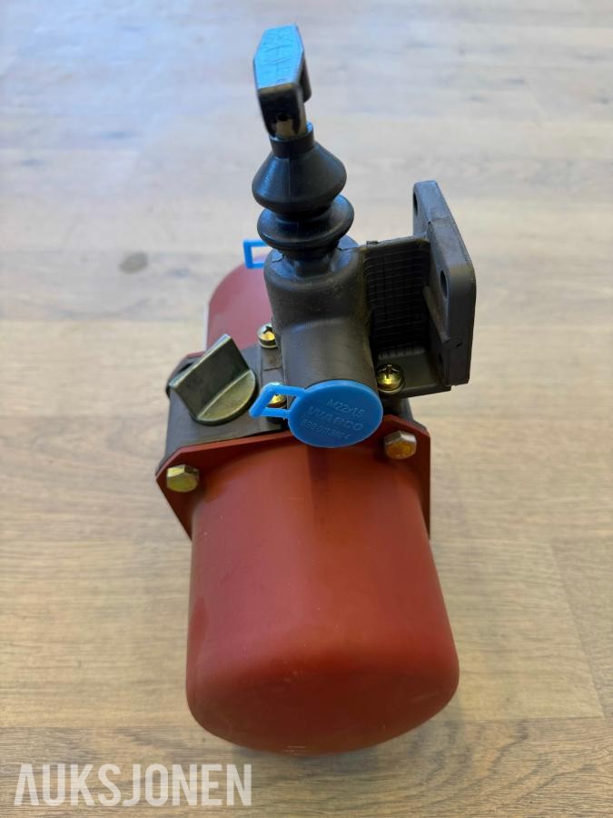 120+ stk WABCO ventilenheter med tank/reservoar – industri / trykkluft
