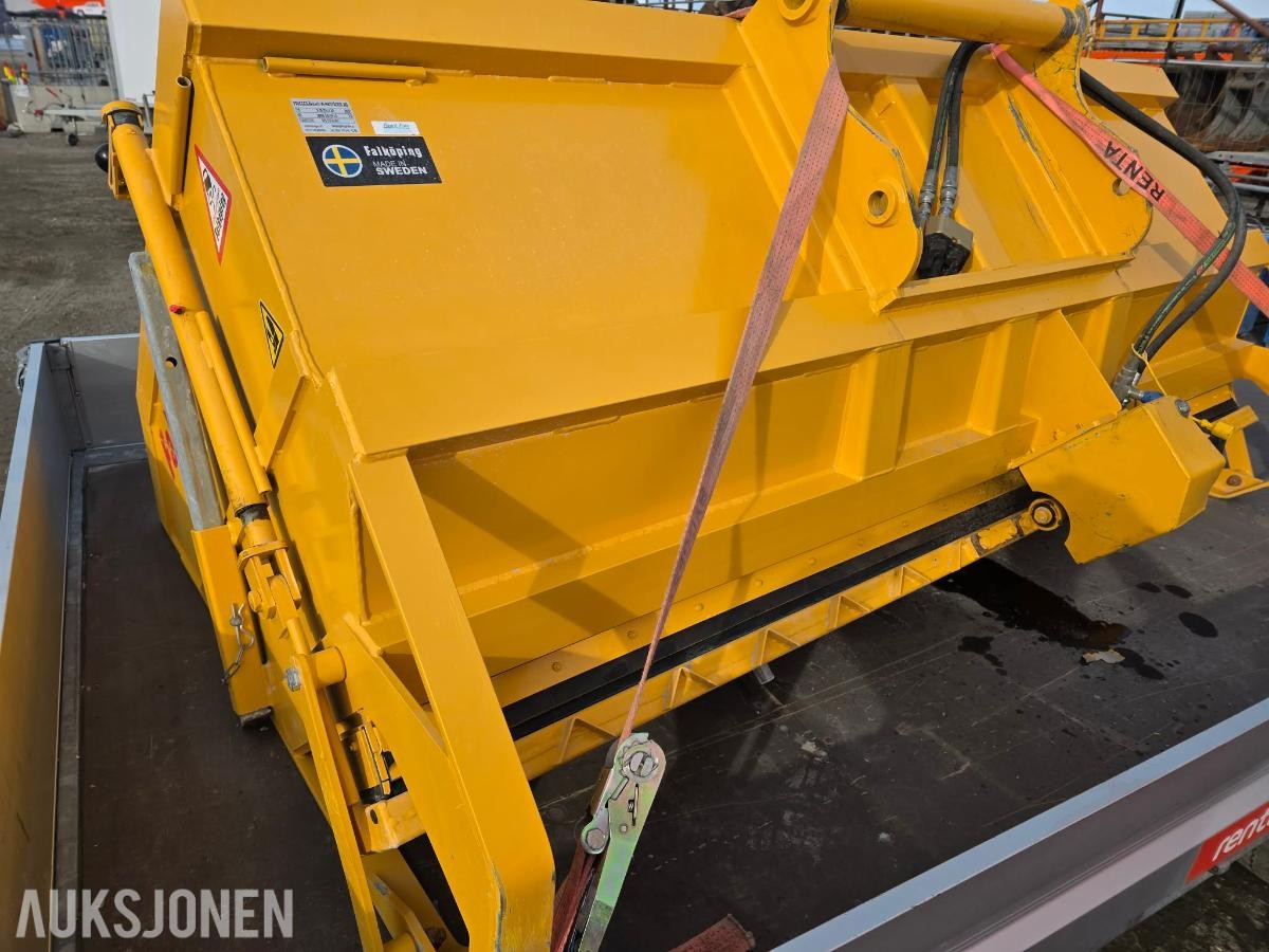 2025 Falköping S-25 Sandspreder til Manitou