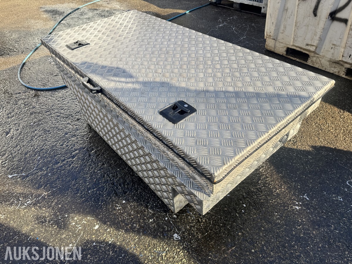 Oppbevaringsbox til pickup/hilux