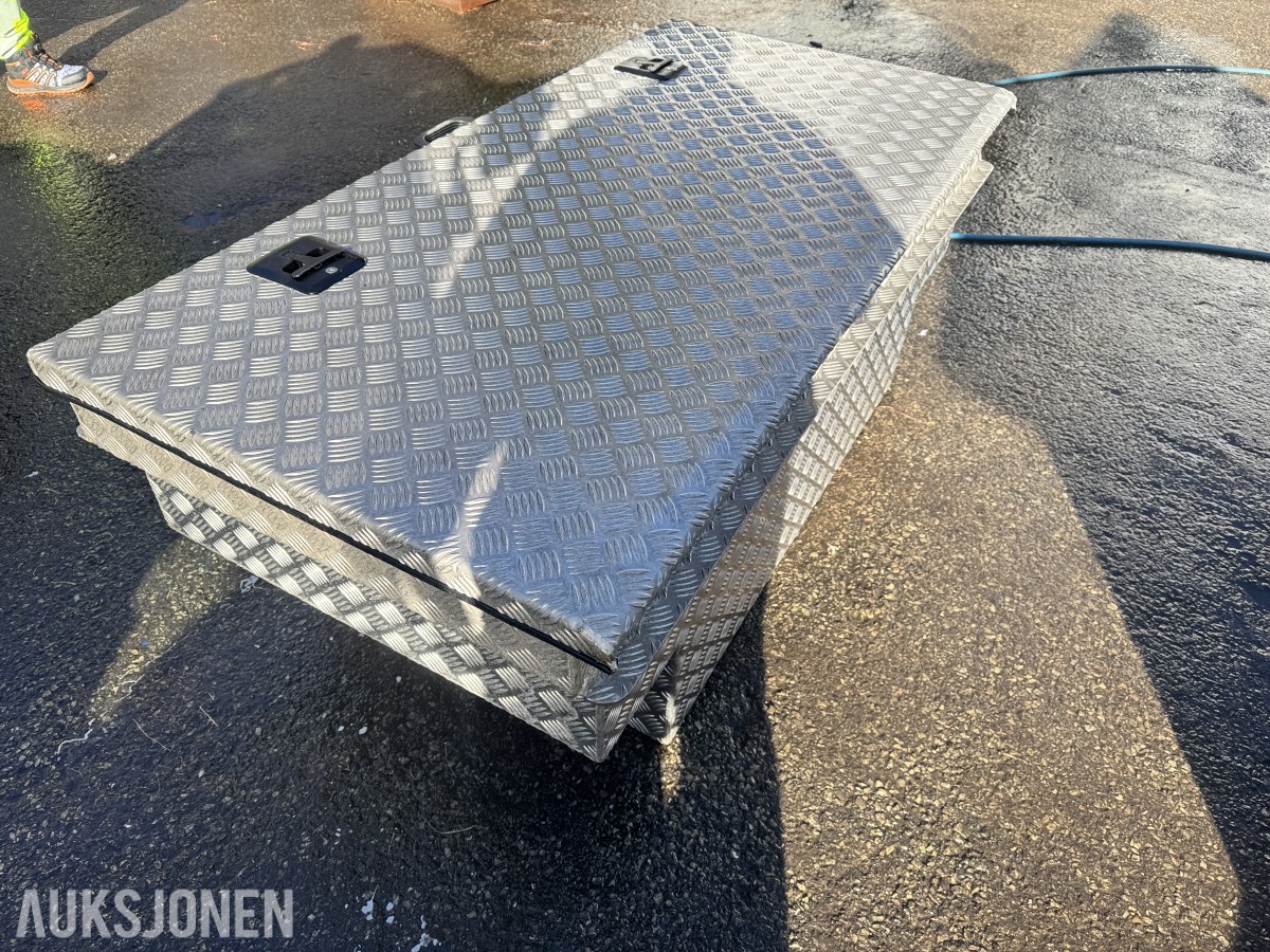 Oppbevaringsbox til pickup/hilux