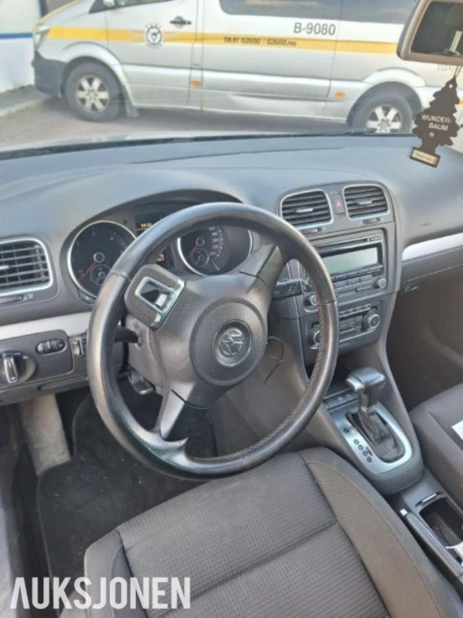 2011 Volkswagen Golf, 1.6 105HK AUTOMAT CRUISEKONTROLL EU OK 03.2028, 246207km