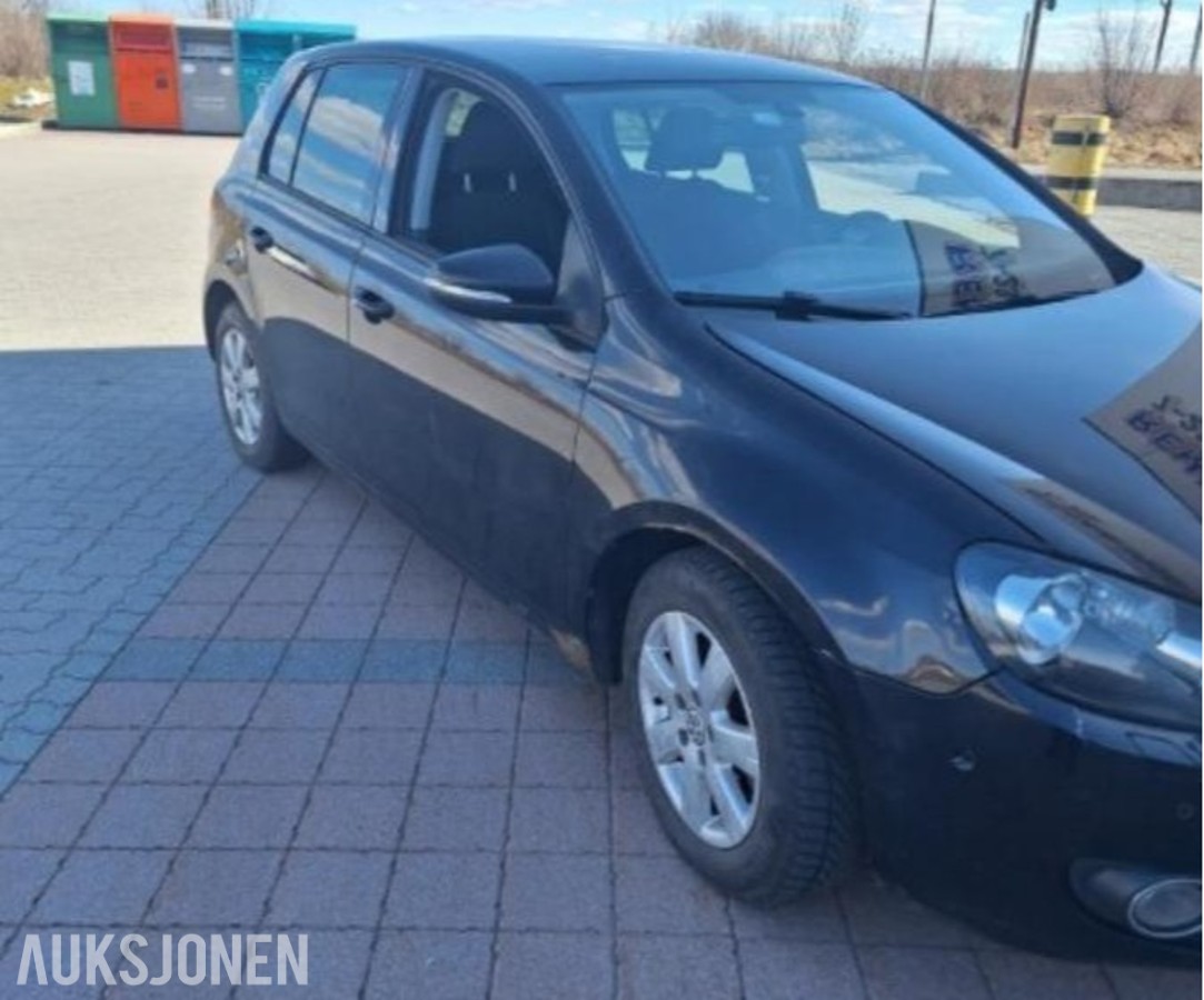 2011 Volkswagen Golf, 1.6 105HK AUTOMAT CRUISEKONTROLL EU OK 03.2028, 246207km