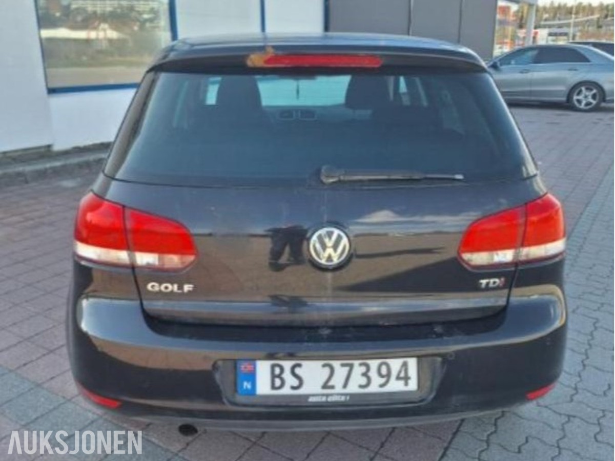 2011 Volkswagen Golf, 1.6 105HK AUTOMAT CRUISEKONTROLL EU OK 03.2028, 246207km