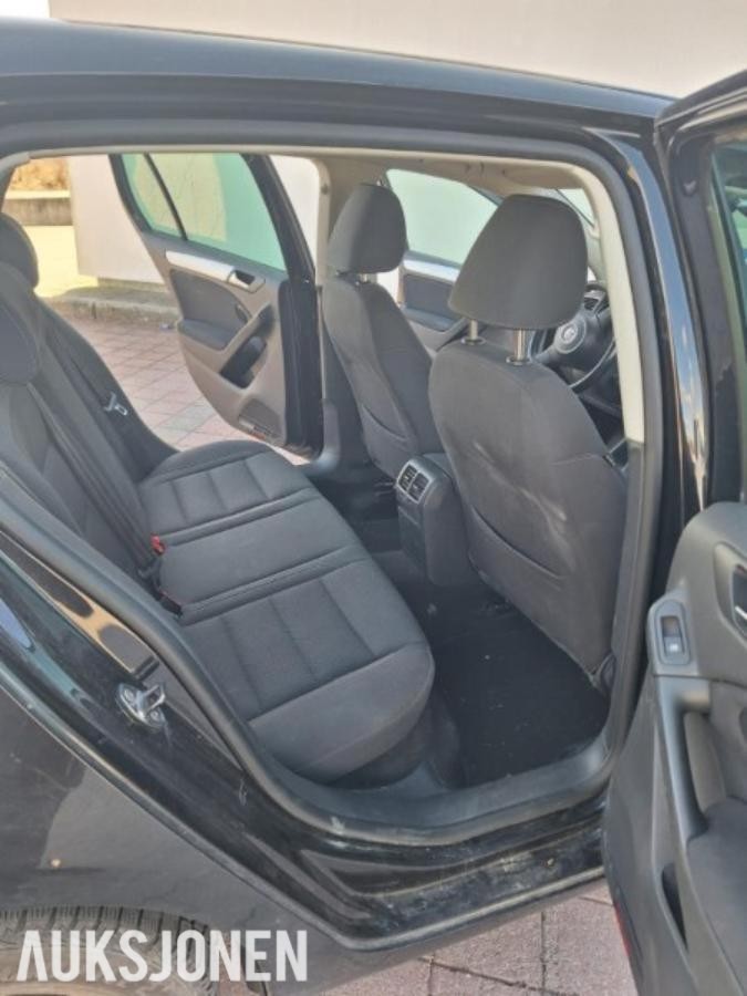 2011 Volkswagen Golf, 1.6 105HK AUTOMAT CRUISEKONTROLL EU OK 03.2028, 246207km
