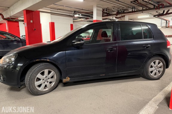 2011 Volkswagen Golf, 1.6 105HK AUTOMAT CRUISEKONTROLL EU OK 03.2028, 246207km