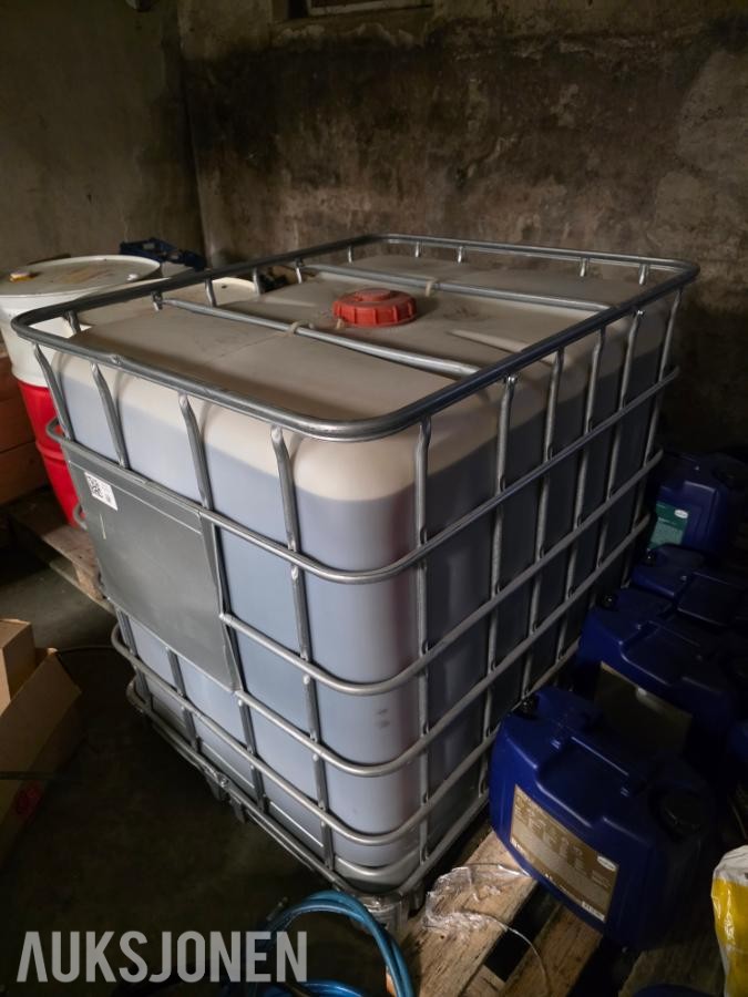 Oest IBC tank 1000L hydraulikkolje HLP 68 – NY/UÅPNET
