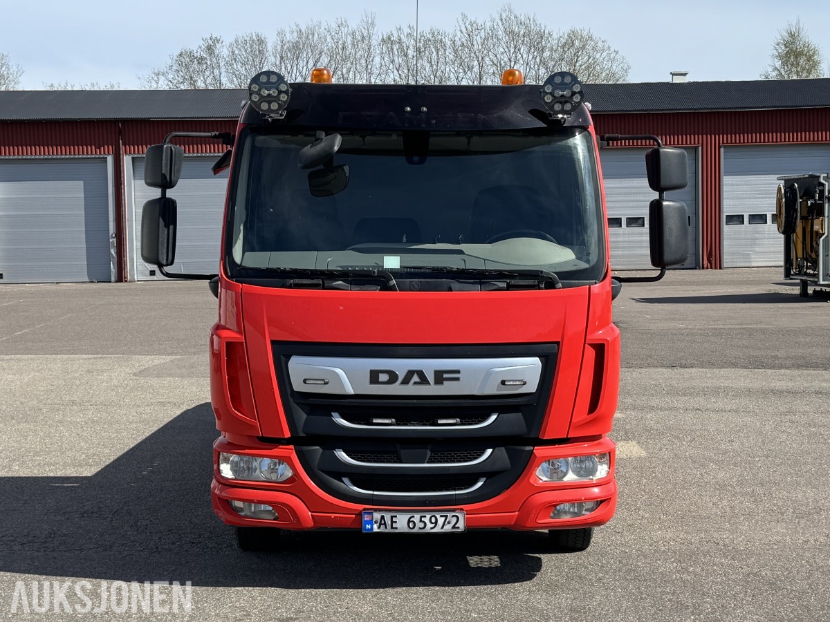 2024 DAF LF210FA - 12T bergingsbi/planbil med Omars-plan, 3-seter