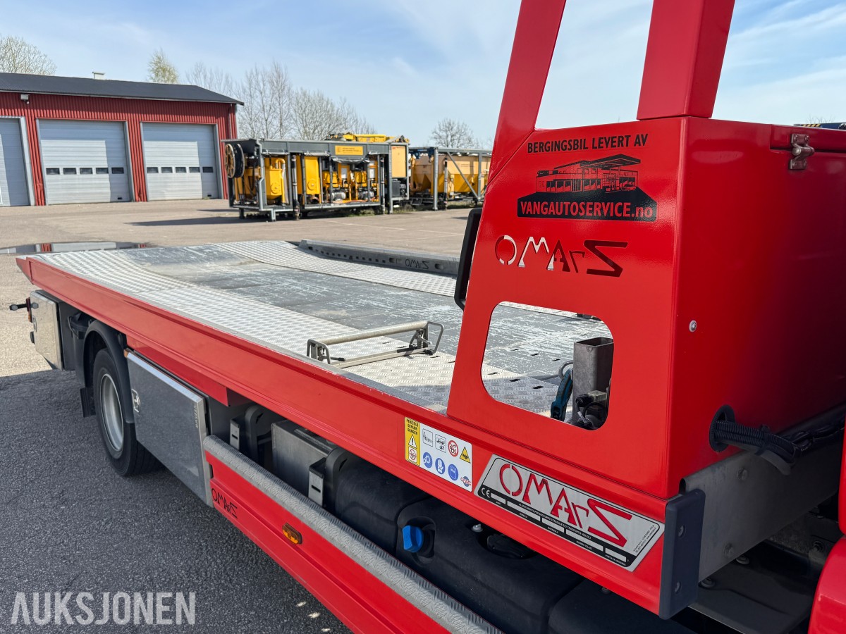 2024 DAF LF210FA - 12T bergingsbi/planbil med Omars-plan, 3-seter