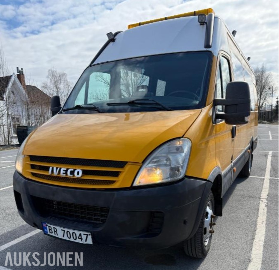 2008 Iveco Daily 3.0 Diesel, Hengerfeste, S+V dekk