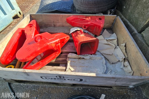 J700 graveskuff tenner og tannholdere