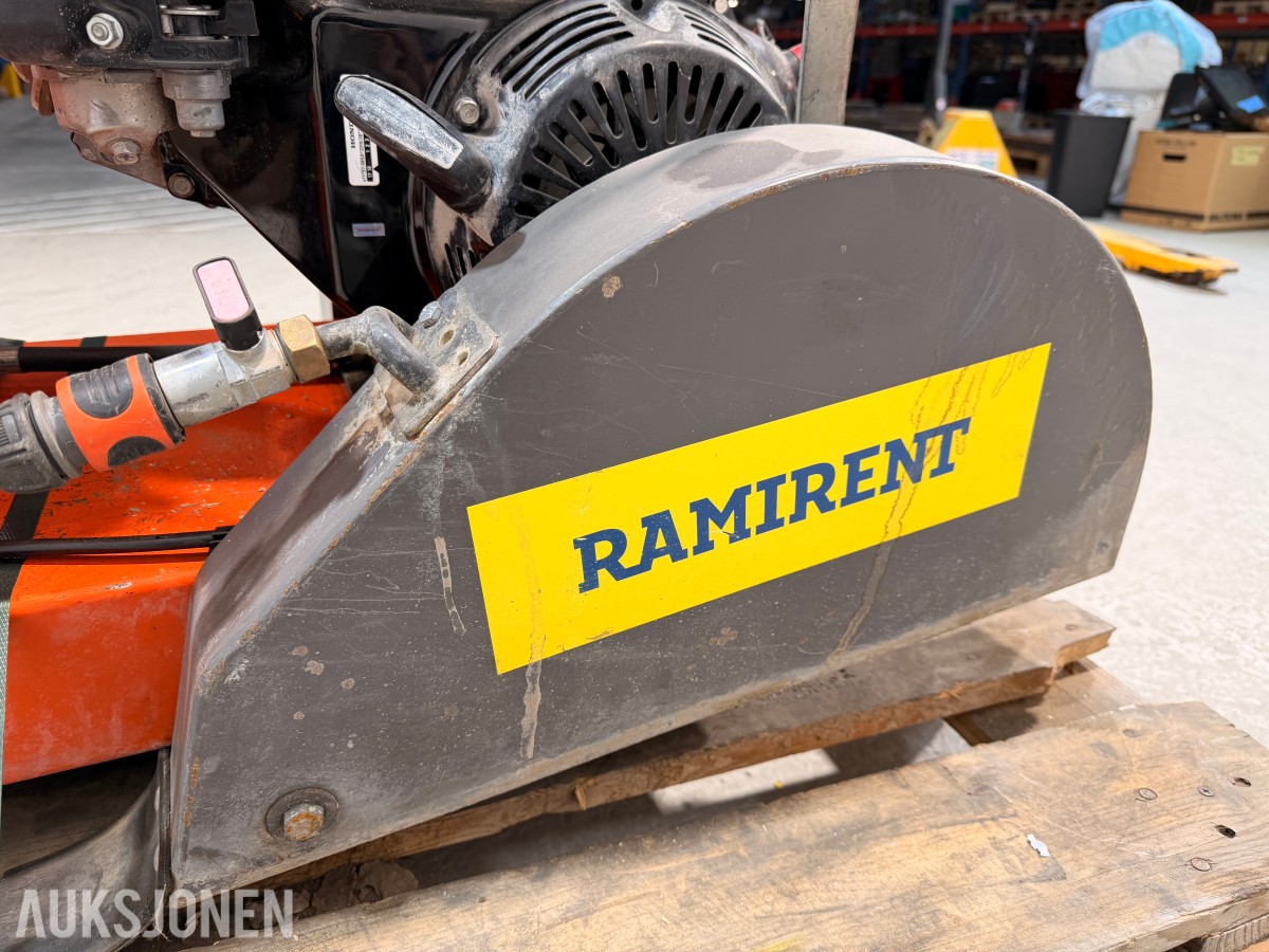 Husqvarna – proff gulvsag / asfaltkutter FS400LV
