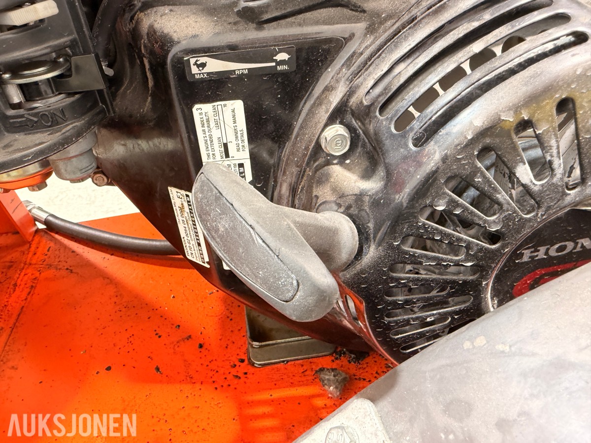 Husqvarna FS400LV gulvsag – asfalt/betongkutter 