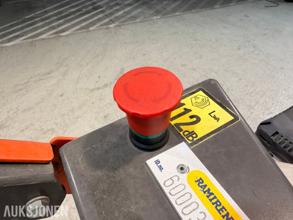 Husqvarna FS400LV gulvsag – asfalt/betongkutter 