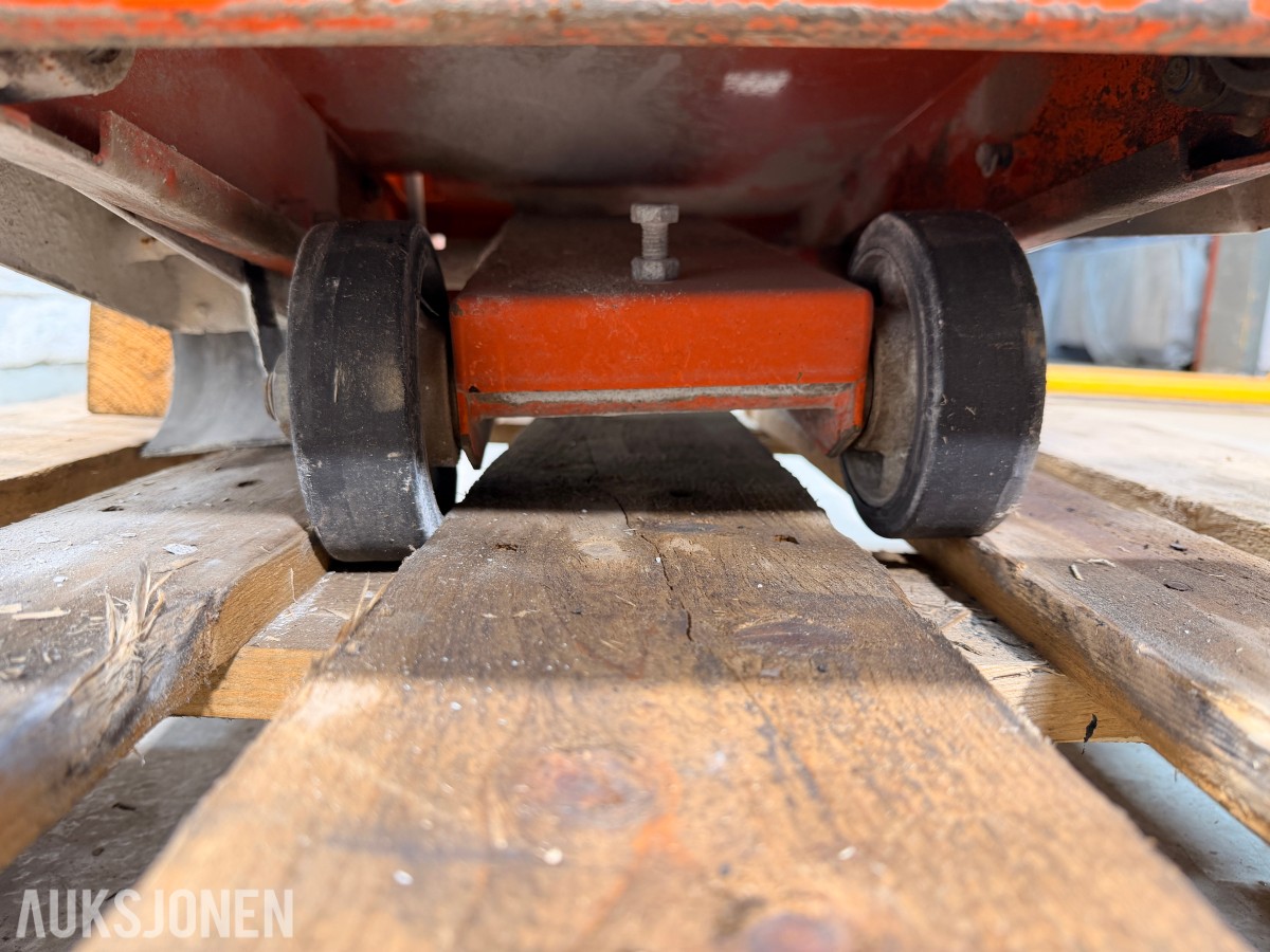 Husqvarna FS400LV gulvsag – asfalt/betongkutter 