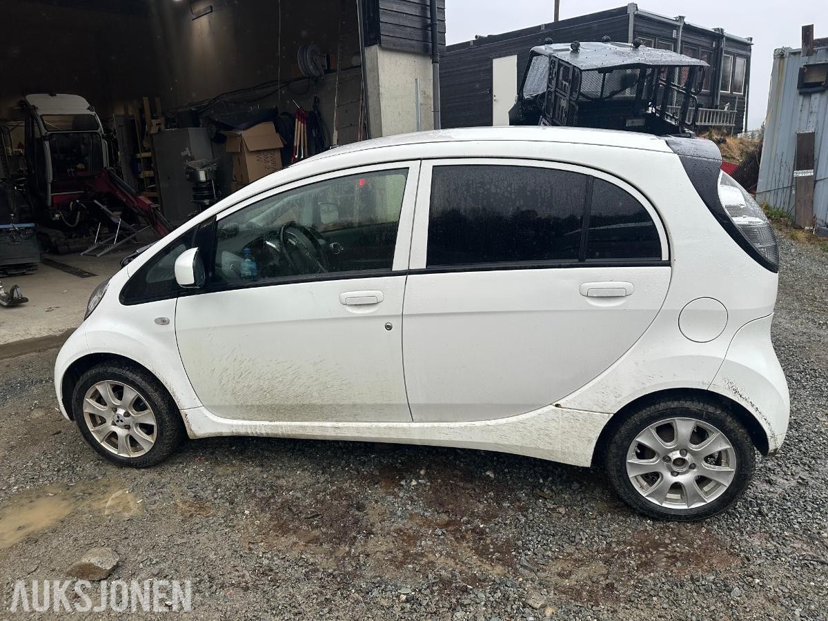 2015 Mitsubishi i-Miev 16 kWh dieselvarmer