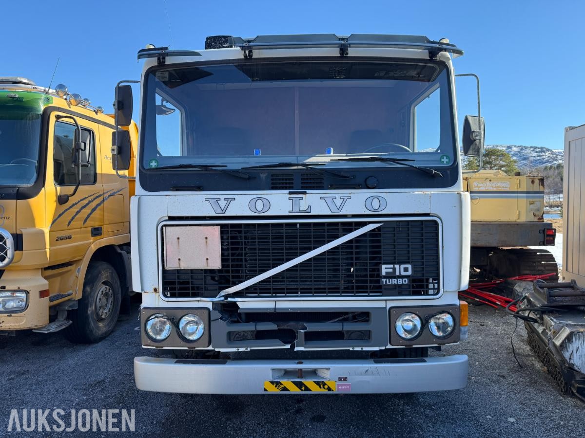 1986 VOLVO F10 TANKBIL med kun 37.500 KM