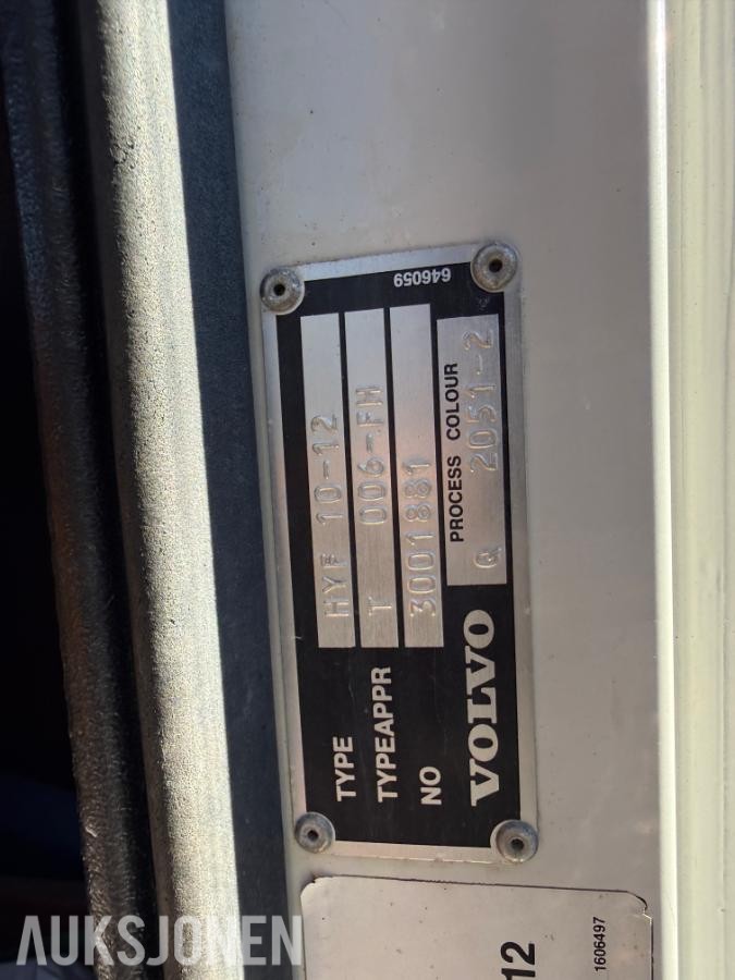 1986 VOLVO F10 TANKBIL med kun 37.500 KM