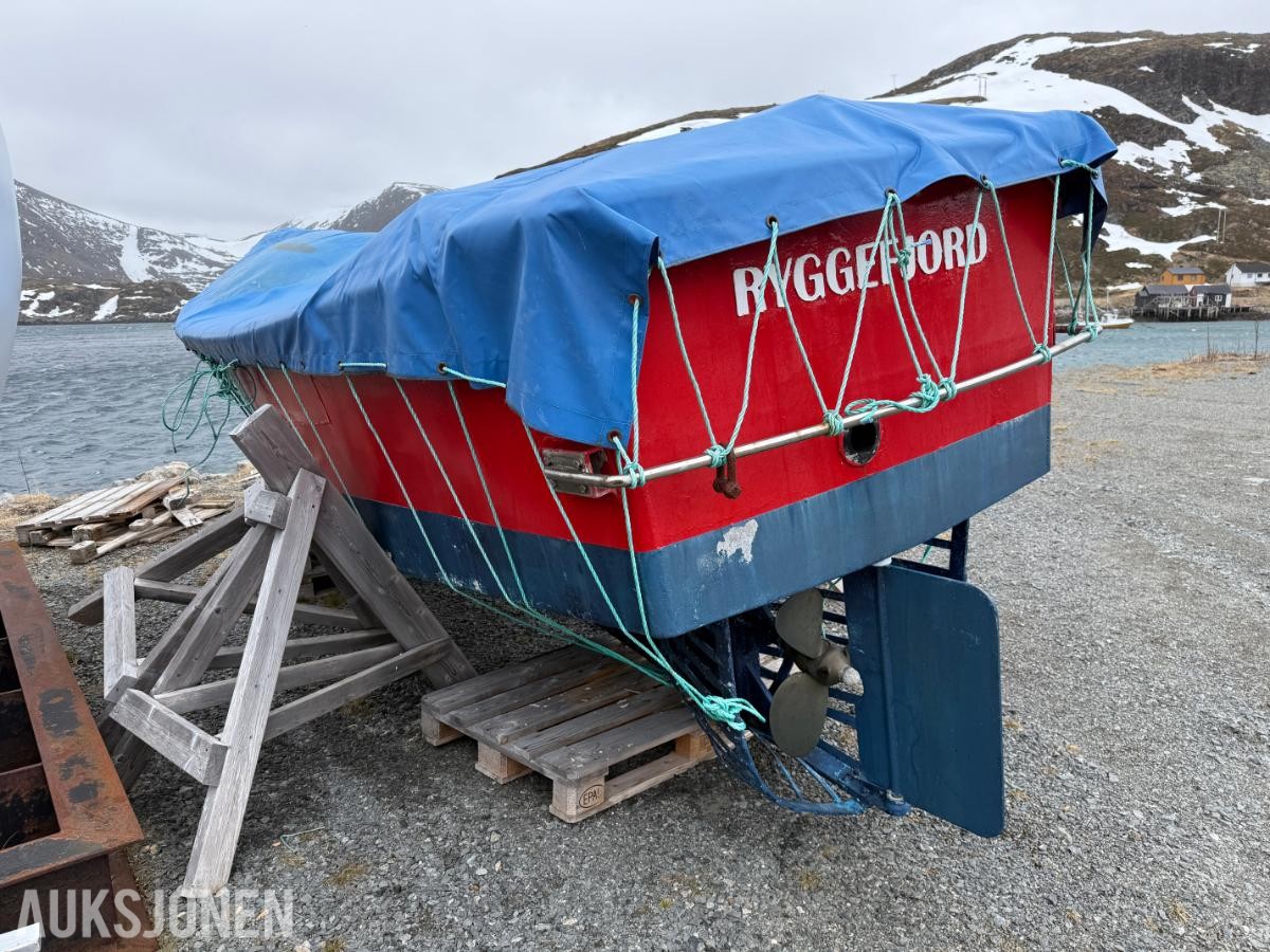 2000 Lettbåt, Volvo Penta, 4,92 lengde