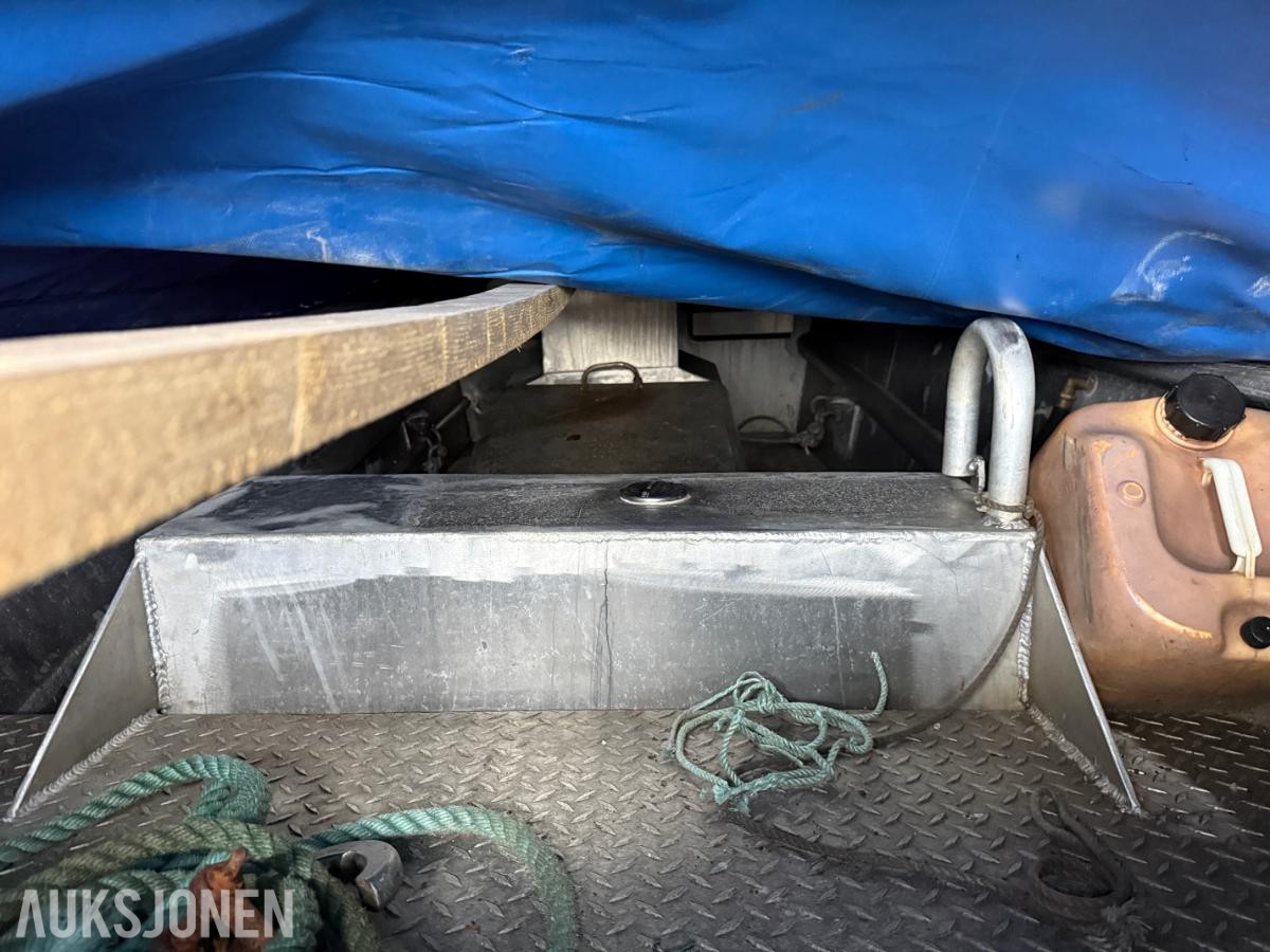2000 Lettbåt, Volvo Penta, 4,92 lengde