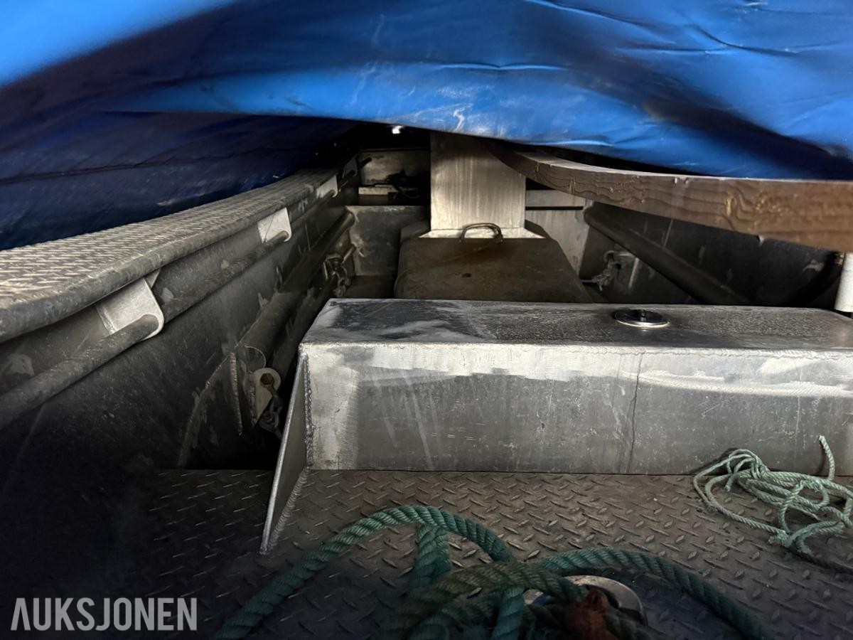 2000 Lettbåt, Volvo Penta, 4,92 lengde