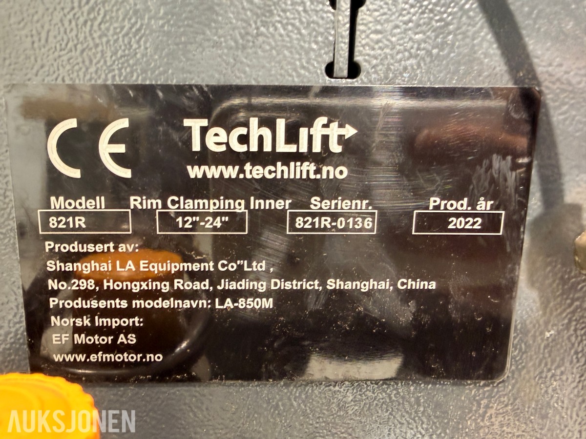 2022 TechLift 821R dekkomlegger 12–24” Med hjelpearmer