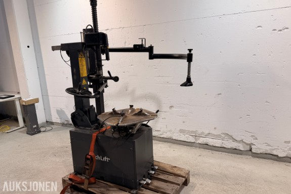 2022 TechLift 821R dekkomlegger 12–24” Med hjelpearmer