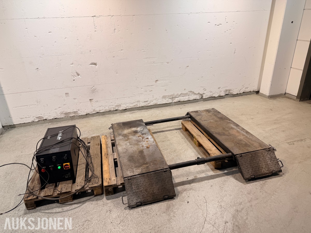 2021 TechLift Sakseløfter /Løftebukk for kjøretøy 3000 kg, lavprofil