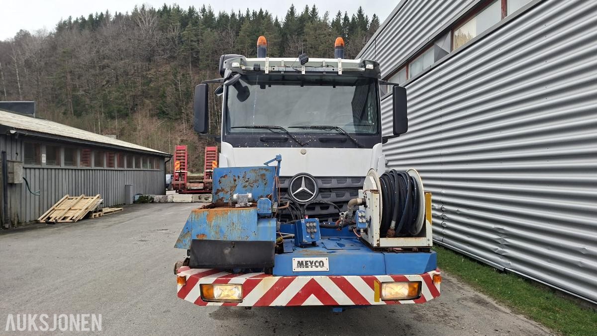 2015 Mercedes-Benz Arocs - med Meyco Roadrunner betongspruterigg 