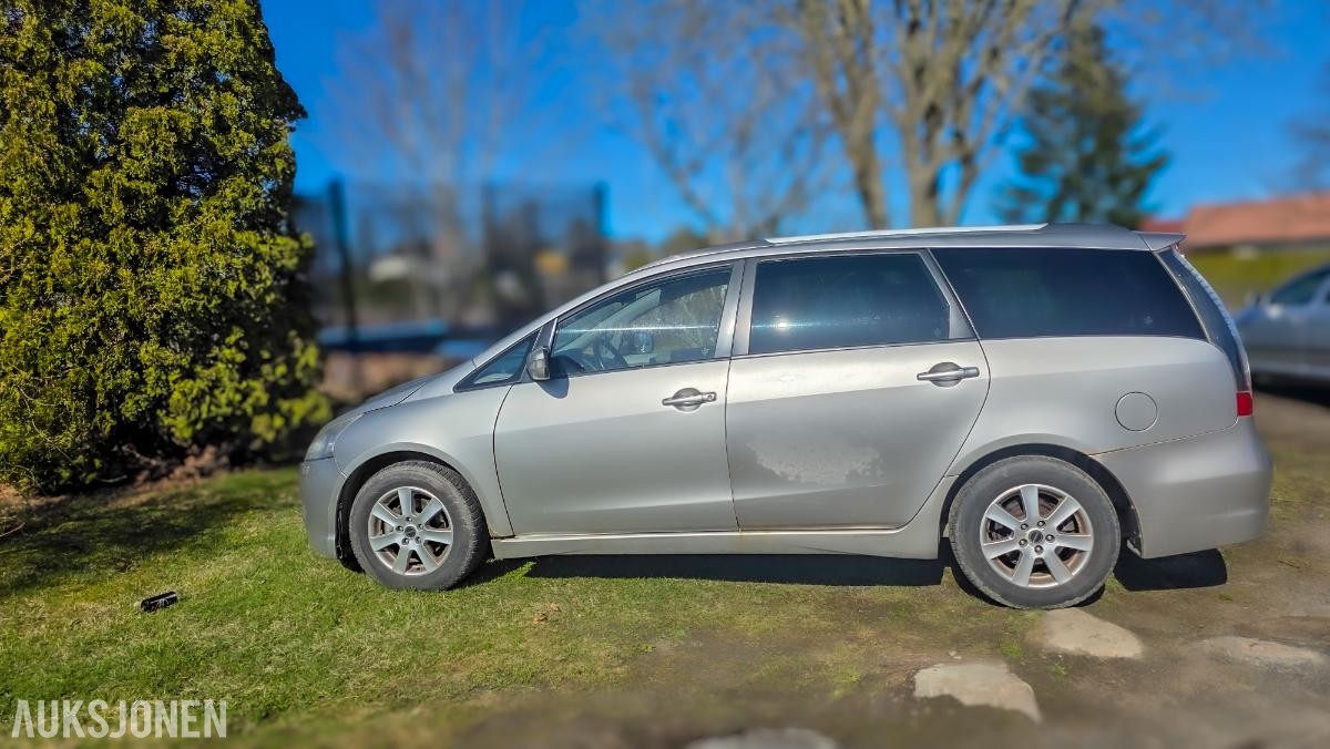 2008 Mitsubishi Grandis 2.0 diesel 140hk 7-seter cruisekontroll hengerfeste 