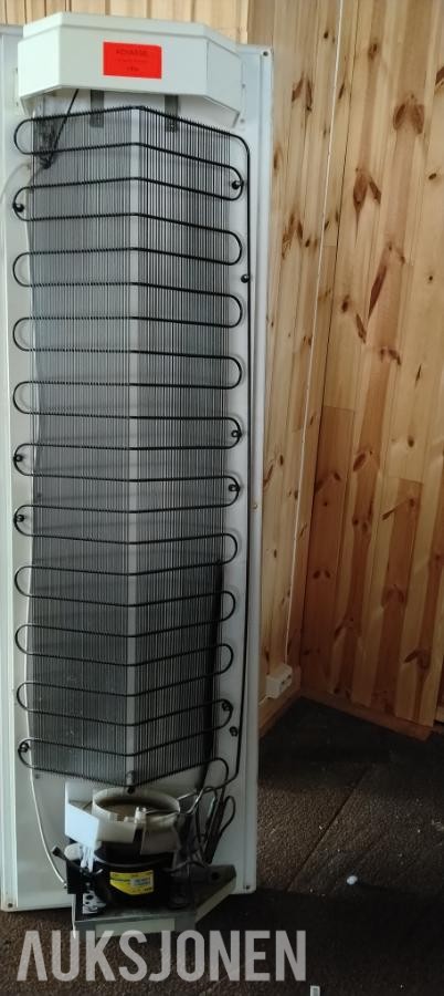 KJØLEVEGG RØROSHJØRNET