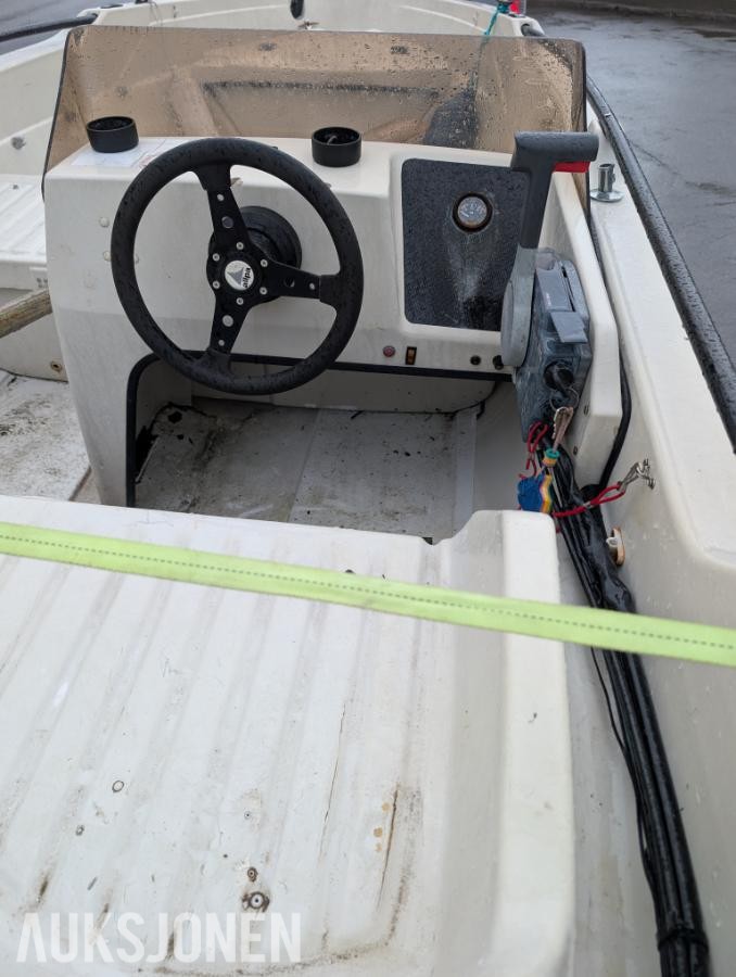 2000 Terhi 415 nova med Yamaha 50 hk