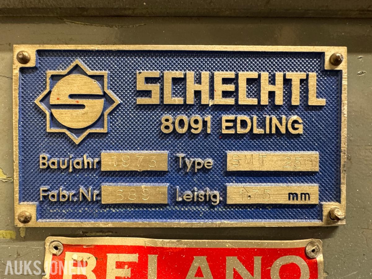 1973 Schechtl SMT 250 platesaks