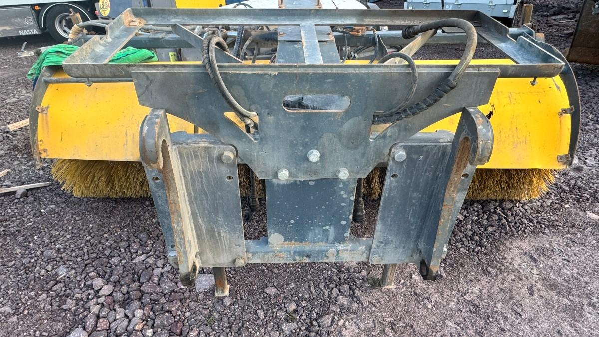 2020 STARK AH3000S feiekost med BM-feste - 300 CM