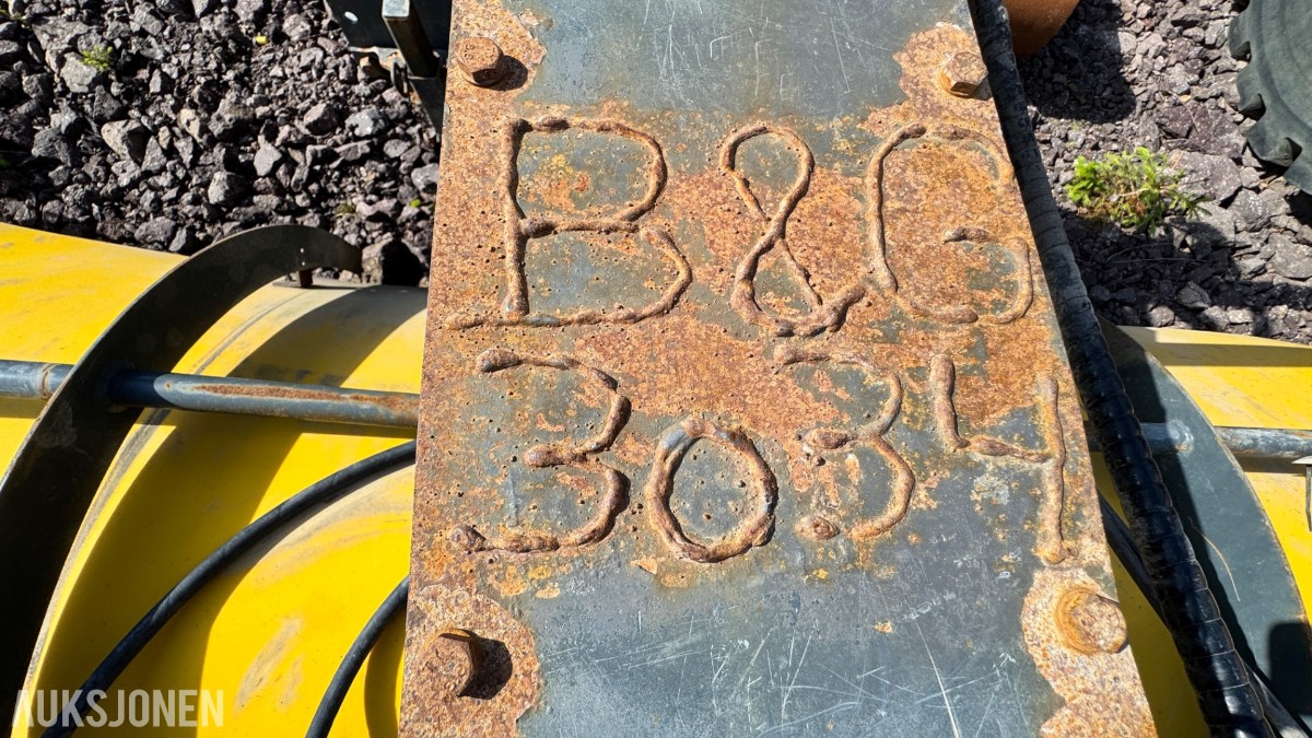 2020 STARK AH3000S feiekost med BM-feste - 300 CM