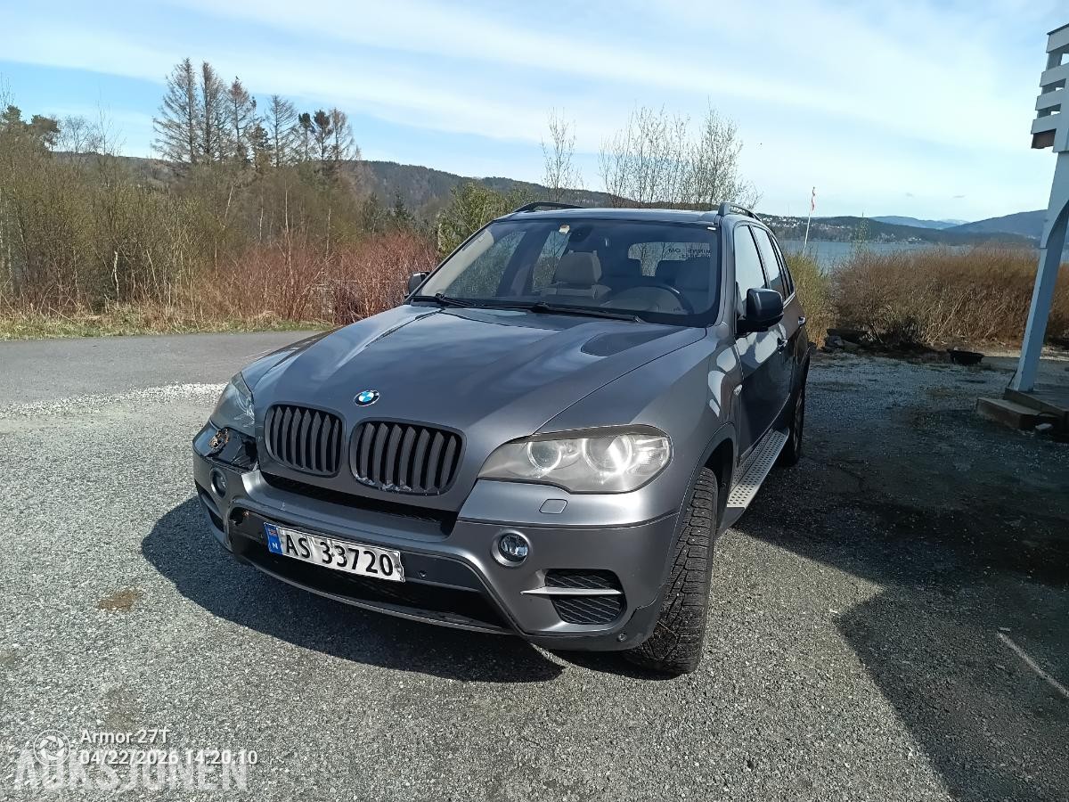 2010 BMW X5 xDrive30d, 271500km, Reparasjonsobjekt, Cruisekontroll, Hengerfeste, Skinninteriør, Soltak/glasstak   