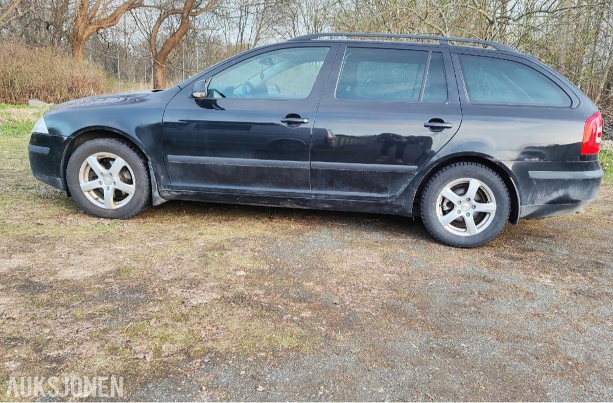 2008 Skoda Octavia 1.9 105hk Reparasjonsobjekt