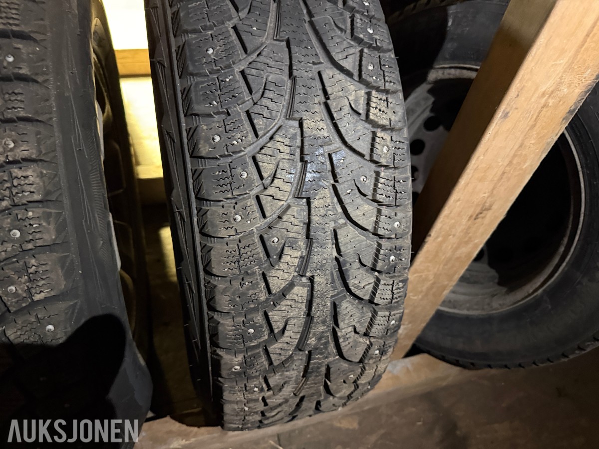 2002 Nissan King Cab, 2.5-133 D 4X4, 372217km