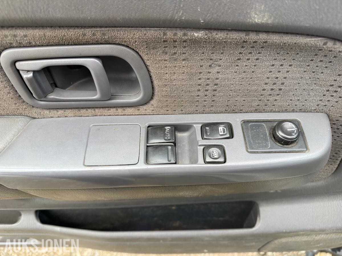 2002 Nissan King Cab, 2.5-133 D 4X4, 372217km
