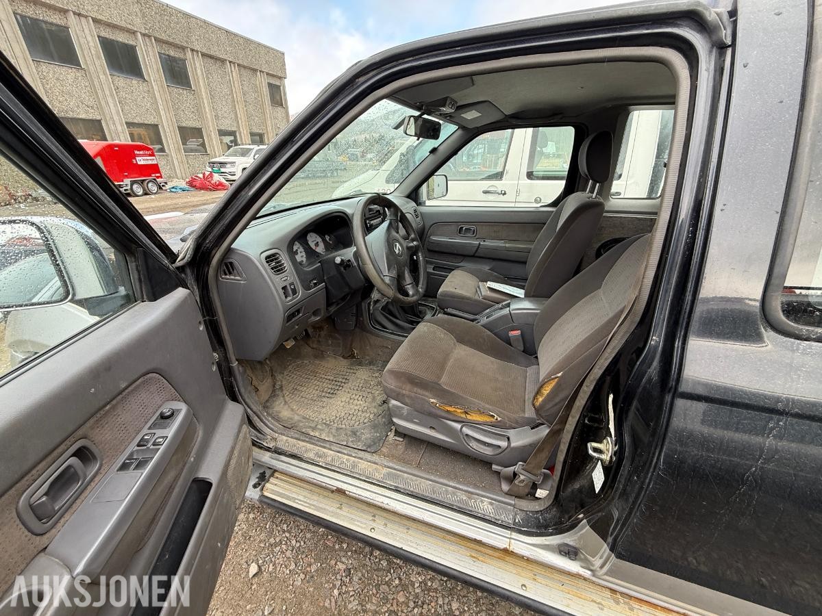2002 Nissan King Cab, 2.5-133 D 4X4, 372217km